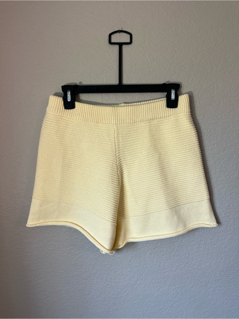 Princess Polly M/L Cream Knit Sweater Shorts High Rise Coastal Y2K Lounge Beach